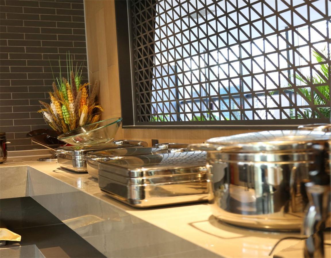 Qiu Guo Hotel Hua Mao Chaoyang  Exteriör bild