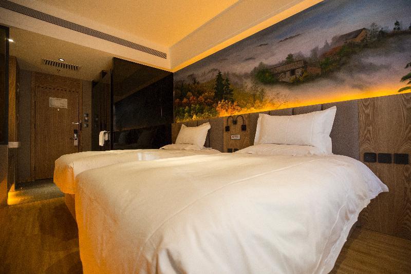 Qiu Guo Hotel Hua Mao Chaoyang  Exteriör bild