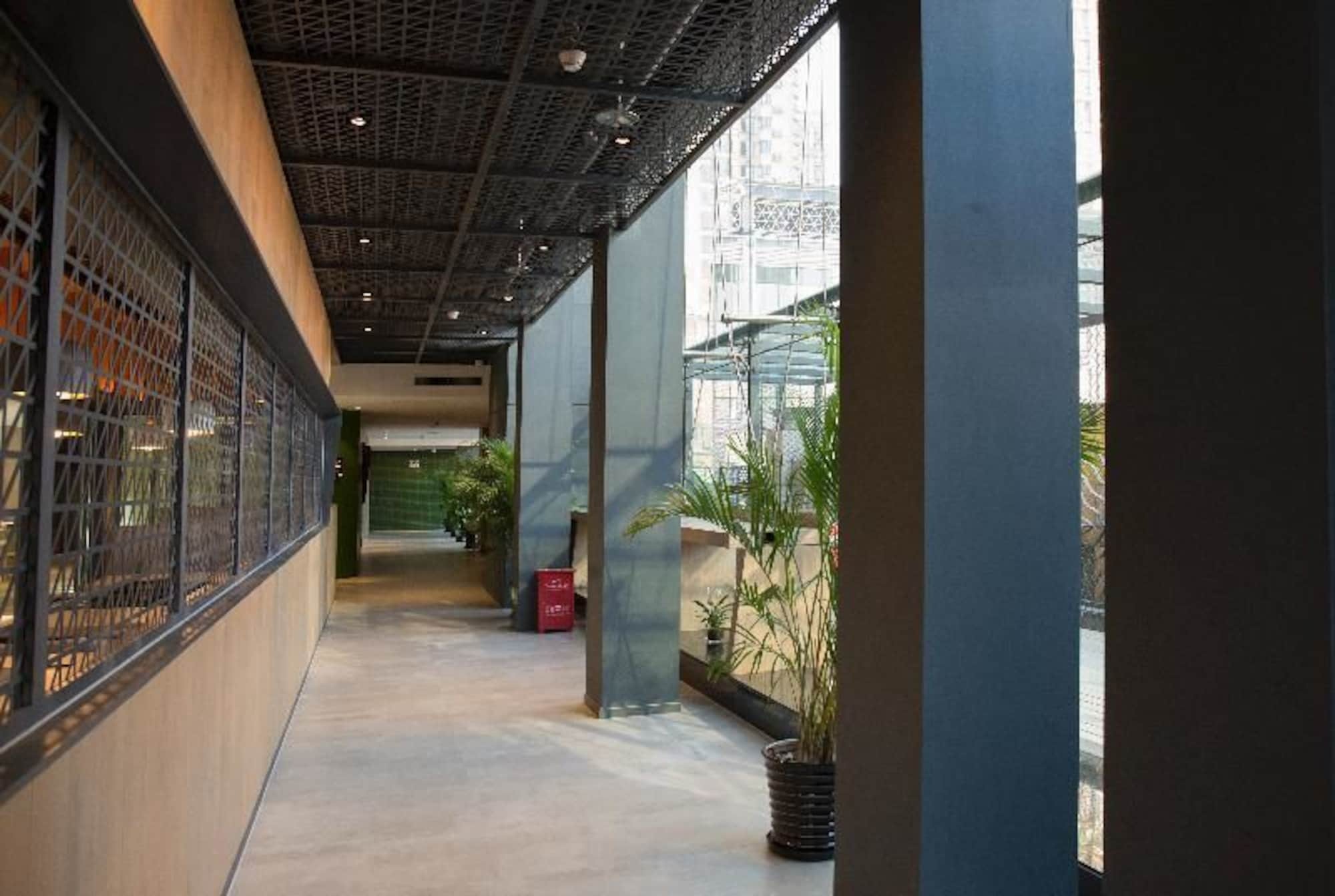 Qiu Guo Hotel Hua Mao Chaoyang  Exteriör bild