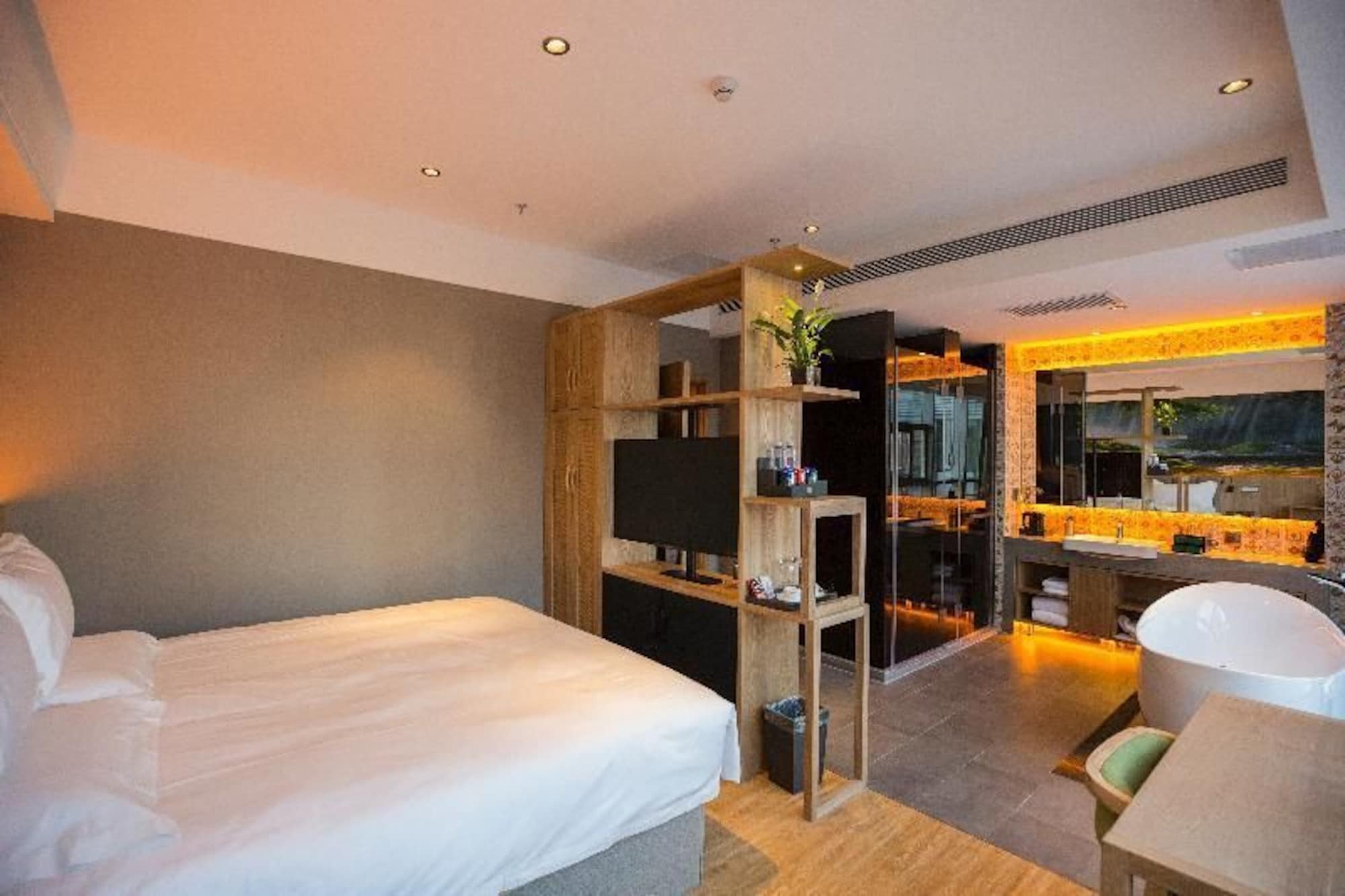 Qiu Guo Hotel Hua Mao Chaoyang  Exteriör bild